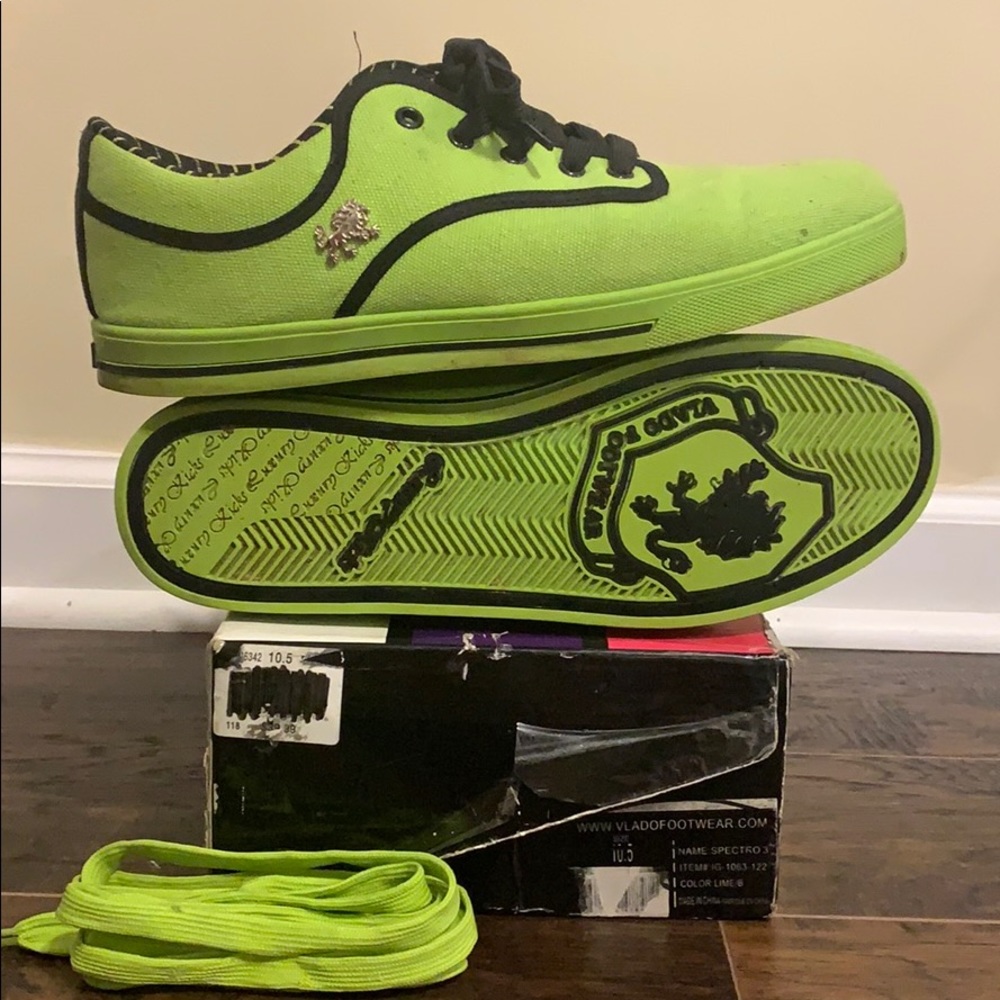 Vlado Footwear